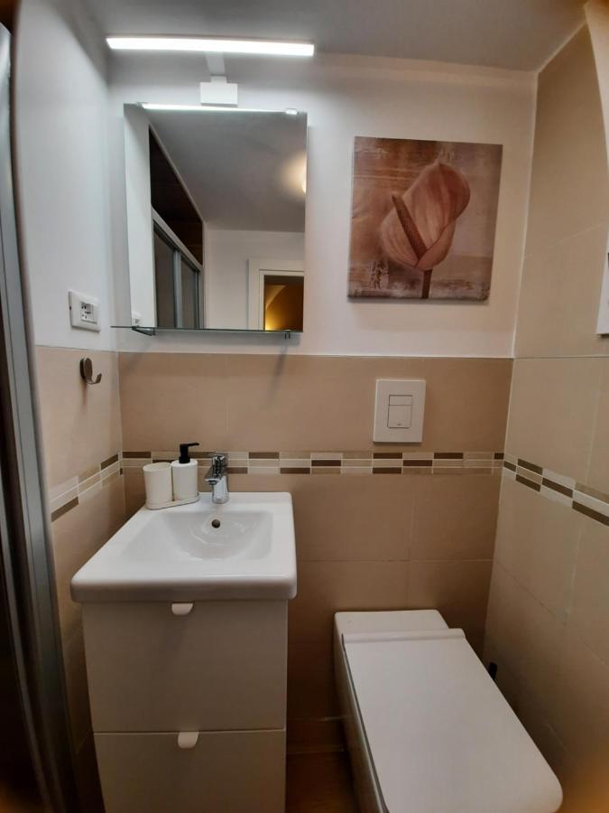 Zia Nenne Holiday Rooms 모노폴리 외부 사진