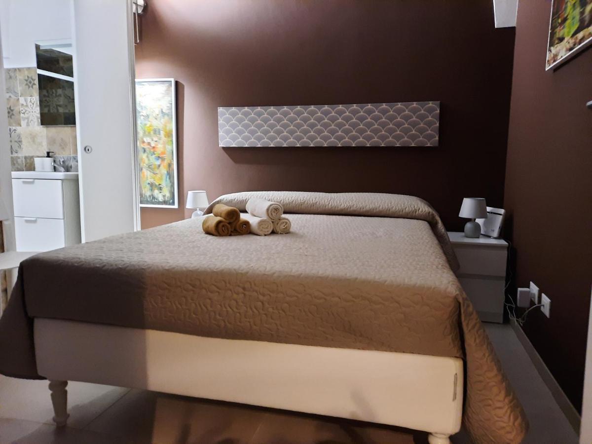 Zia Nenne Holiday Rooms 모노폴리 외부 사진